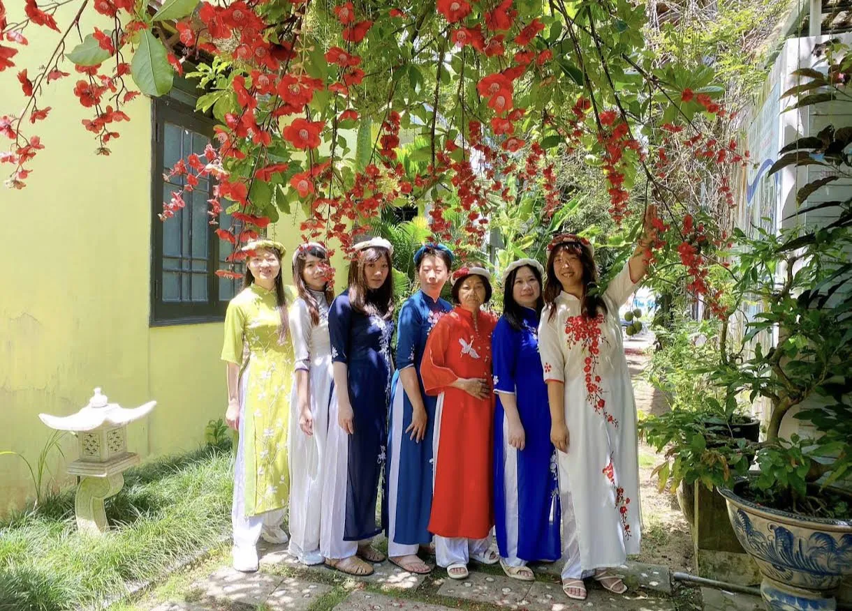 Rent Ao Dai outfits in Hoi An